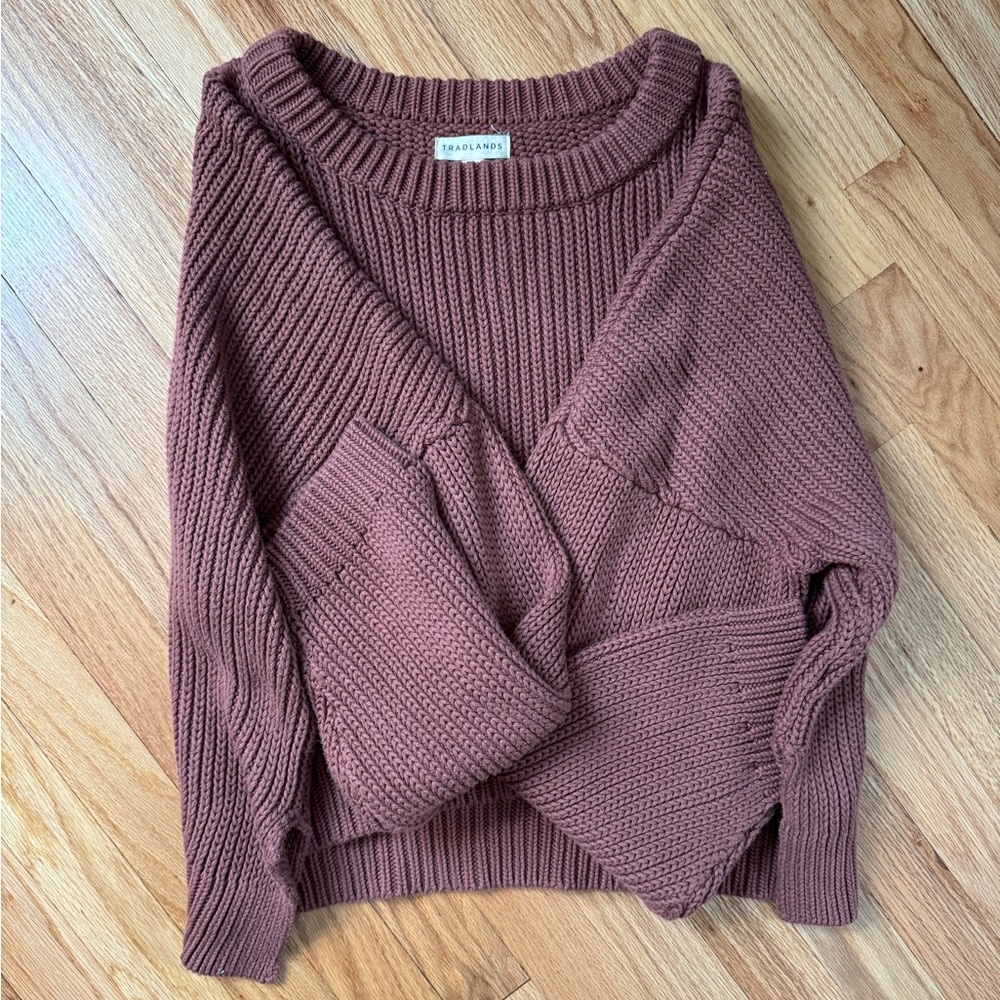 Tradlands Cottage Crew Sweater